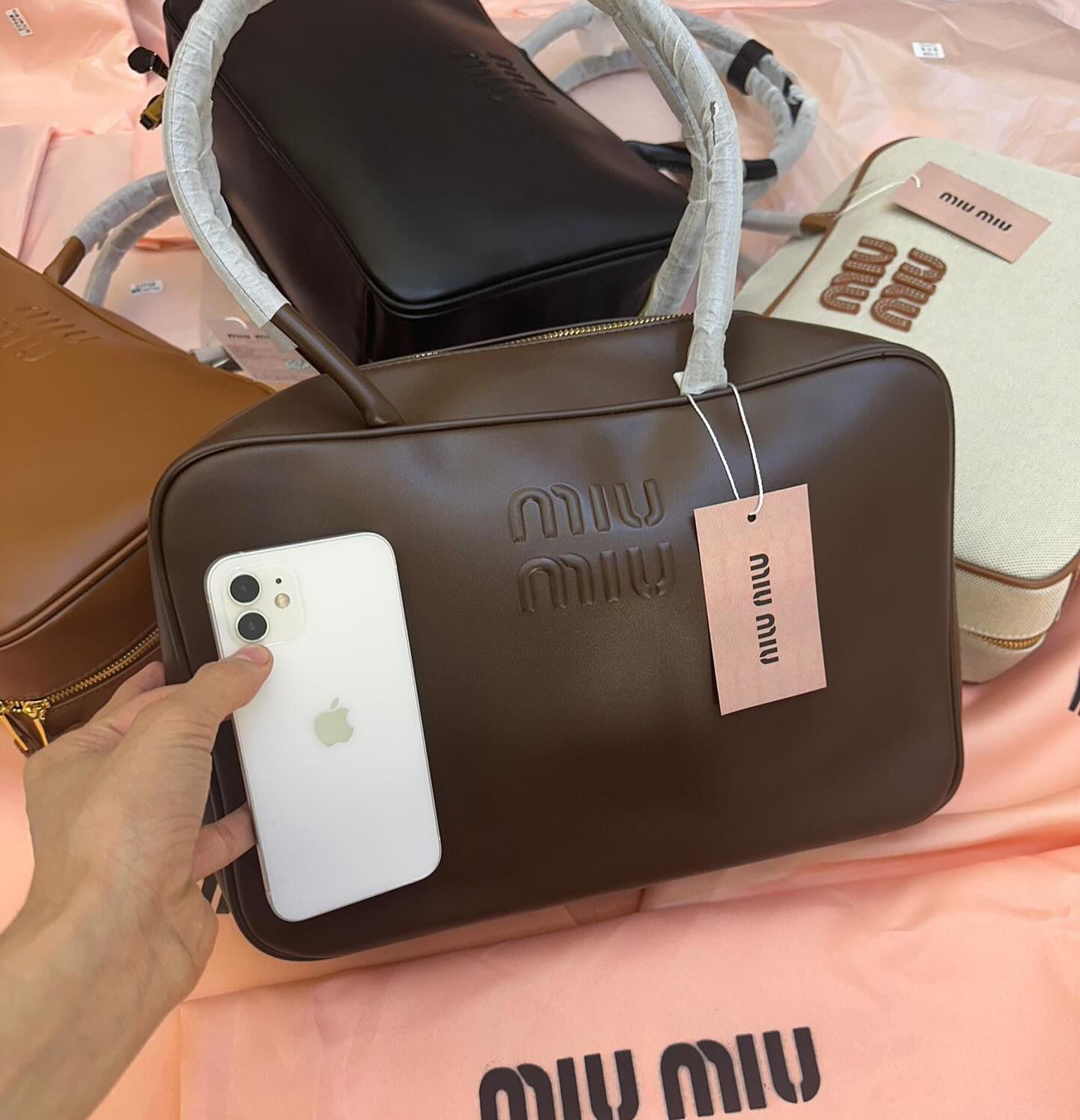 شنطة ميو ميو